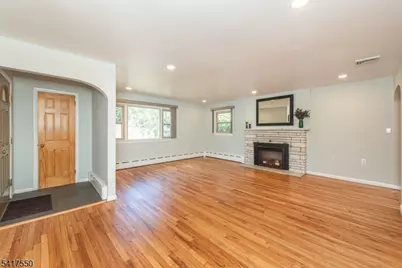 42 Everdale Rd, Randolph Township, NJ 07869 - Photo 5