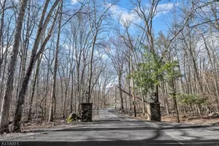 26 Short Rd, Bloomingdale, NJ 07420 - Photo 43