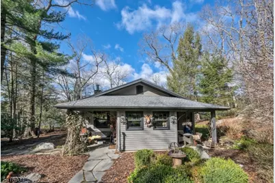 26 Short Road, Bloomingdale, NJ 07420 - Photo 1