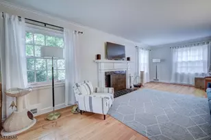 548 Hartford Ct, South Orange, NJ 07079 - Photo 5