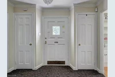 548 Hartford Ct, South Orange, NJ 07079 - Photo 3