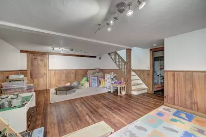 548 Hartford Ct, South Orange, NJ 07079 - Photo 17