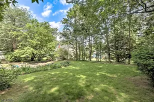 548 Hartford Ct, South Orange, NJ 07079 - Photo 19