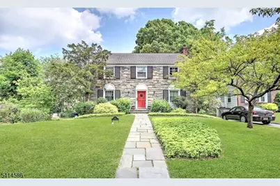 548 Hartford Ct, South Orange, NJ 07079 - Photo 1