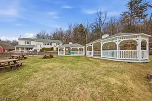 240 Longhouse Dr, West Milford, NJ 07421 - Photo 25