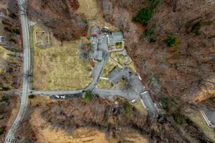 240 Longhouse Dr, West Milford, NJ 07421 - Photo 3