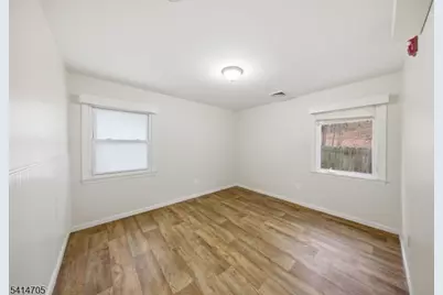 240 Longhouse Dr, West Milford, NJ 07421 - Photo 9