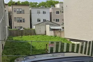 250 Elm St, Newark, NJ 07105 - Photo 1