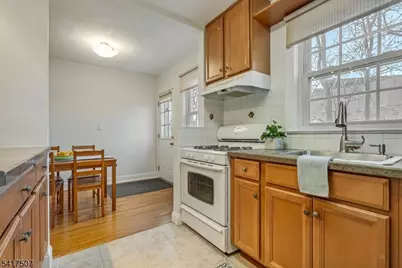 40A Meadowbrook Pl, Maplewood, NJ 07040 - Photo 17