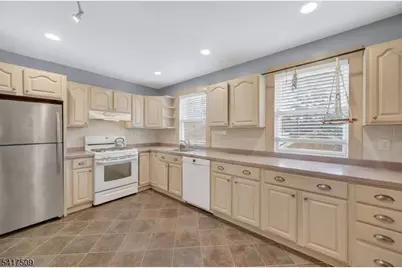 10 Brookside Ave, Hawthorne, NJ 07506 - Photo 9