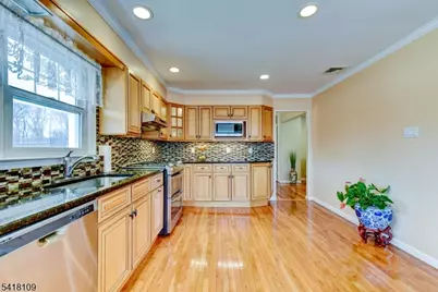 21 W William St, Lincoln Park, NJ 07035 - Photo 19