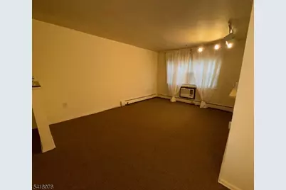 16 Knox Ter #1-A, Wayne, NJ 07470 - Photo 3