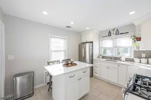 35 Hastings Ave, Nutley, NJ 07110 - Photo 15