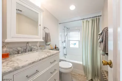 35 Hastings Ave, Nutley, NJ 07110 - Photo 27