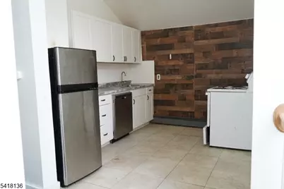 85 Roosevelt Ave, Butler, NJ 07405 - Photo 5