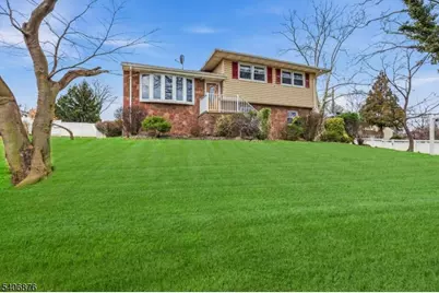 196 Russell Ave, Rahway, NJ 07065 - Photo 3