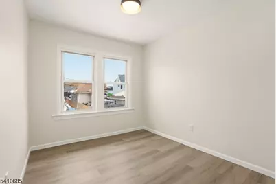 338 E 19th St, Paterson, NJ 07524 - Photo 25