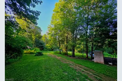 1329 Sussex Tpke, Randolph Township, NJ 07869 - Photo 17