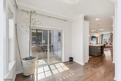 21 Dahlia Dr, Warren Township, NJ 07059 - Photo 9