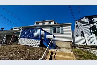 9 Lakeview Ave, Mount Olive, NJ 07828 - Photo 1