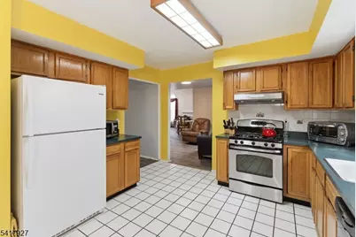 4 Crowel Rd, Hillsborough Township, NJ 08844 - Photo 15