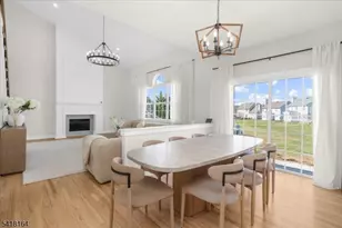 86 Treetops Cir, Franklin Township, NJ 08540 - Photo 9