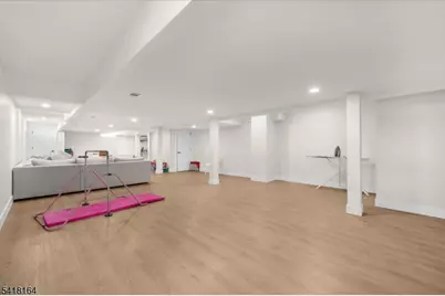 86 Treetops Cir, Franklin Township, NJ 08540 - Photo 35