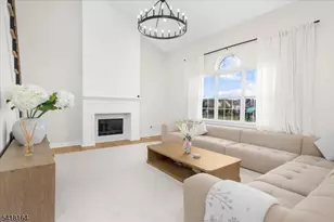 86 Treetops Cir, Franklin Township, NJ 08540 - Photo 11