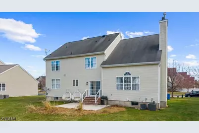 86 Treetops Cir, Franklin Township, NJ 08540 - Photo 39