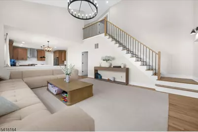 86 Treetops Cir, Franklin Township, NJ 08540 - Photo 13