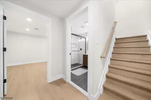 86 Treetops Cir, Franklin Township, NJ 08540 - Photo 31