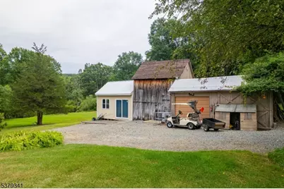 833 Berkshire Valley Rd, Jefferson Township, NJ 07885 - Photo 27