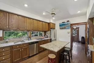 833 Berkshire Valley Rd, Jefferson Township, NJ 07885 - Photo 11