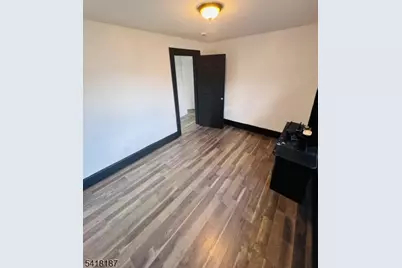 84 Lincoln Pl, Irvington, NJ 07111 - Photo 3