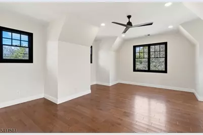 803 Marshall Rd, River Vale Township, NJ 07675 - Photo 33