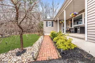 206 Pleasant Run Rd, Readington, NJ 08853 - Photo 5