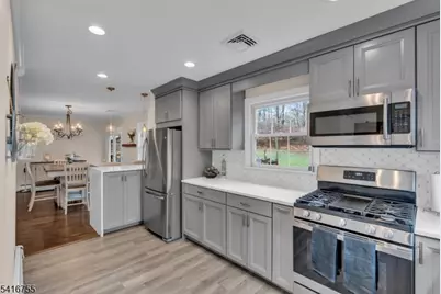 206 Pleasant Run Rd, Readington, NJ 08853 - Photo 23