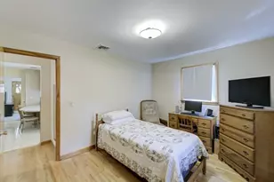 309 Marion Pl, Manville, NJ 08835 - Photo 11