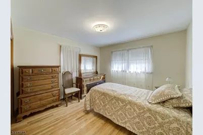 309 Marion Pl, Manville, NJ 08835 - Photo 9