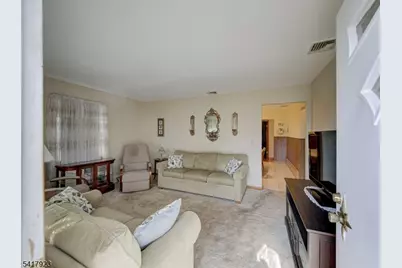 309 Marion Pl, Manville, NJ 08835 - Photo 3