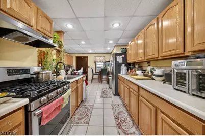 78 Cleveland St, Belleville, NJ 07109 - Photo 9