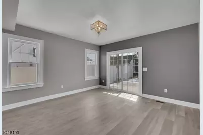 711 Pemberton Ave, Plainfield, NJ 07060 - Photo 7