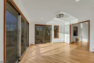 10 Lake Dr W, Wayne, NJ 07470 - Photo 11