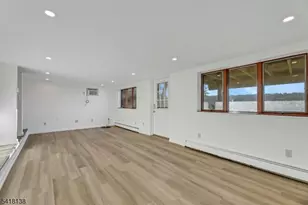 10 Lake Dr W, Wayne, NJ 07470 - Photo 29