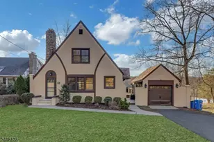 10 Lake Dr W, Wayne, NJ 07470 - Photo 1