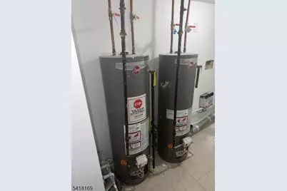 339 Ocean Ave, Jersey City, NJ 07305 - Photo 29