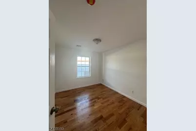 339 Ocean Ave, Jersey City, NJ 07305 - Photo 23