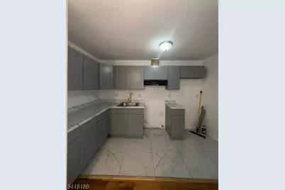 339 Ocean Ave, Jersey City, NJ 07305 - Photo 3