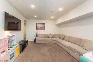 11 Albert Ct, Randolph Township, NJ 07869 - Photo 17