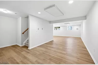 18 Glen Rock Rd, Cedar Grove, NJ 07009 - Photo 35